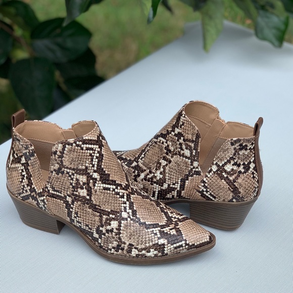 Women’s Snakeskin Western Boots Fashion Shoes New - Picture 2 of 14